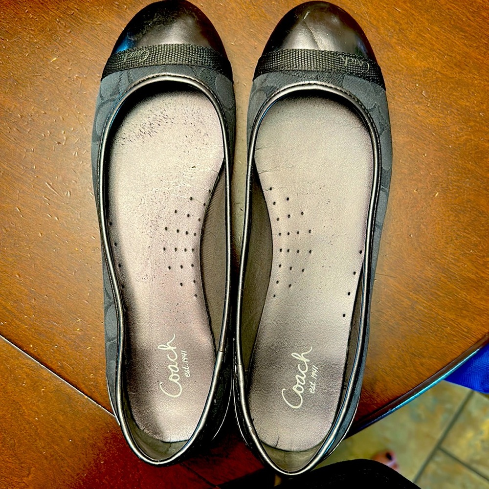 Coach 8.5 Ballet Flats, gently used